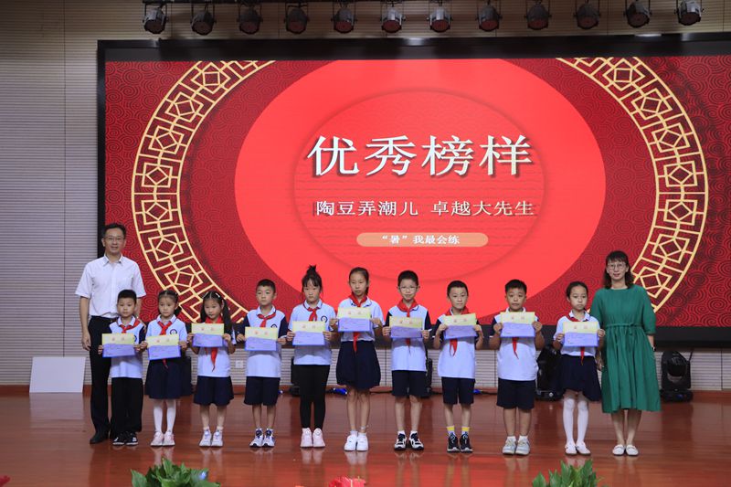 d84d76c7cbd34af5b1e769fdf56ba352.jpg