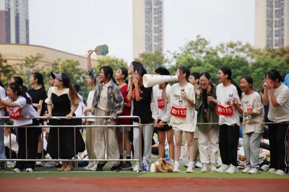 b0e53663fb7d44cfbc83bec6201d9530.jpg